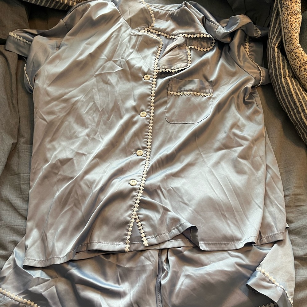 Silky pajama set